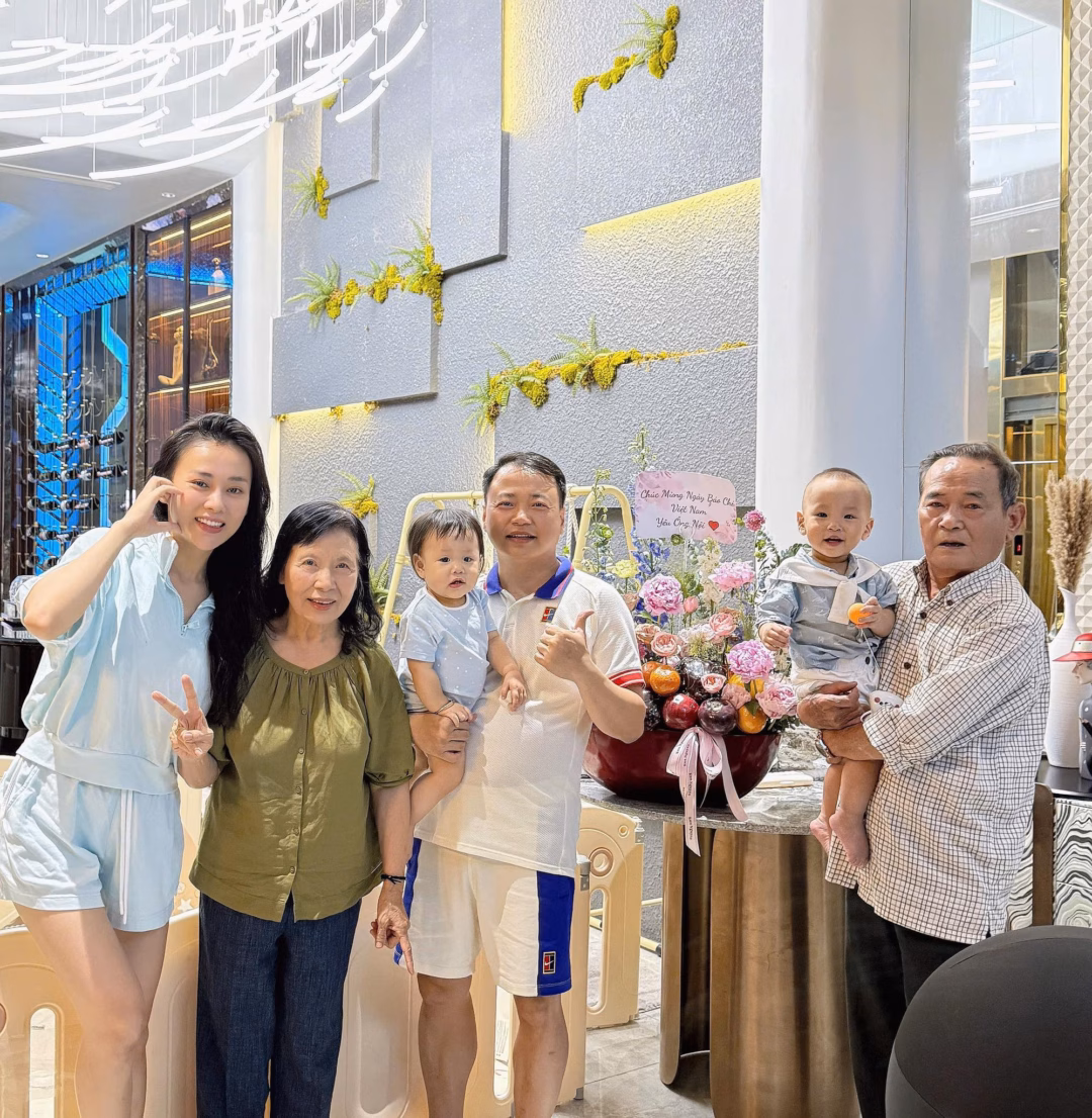 Phương Oanh chia sẻ về bí quyết Phương Oanh chia sẻ về bí quyết