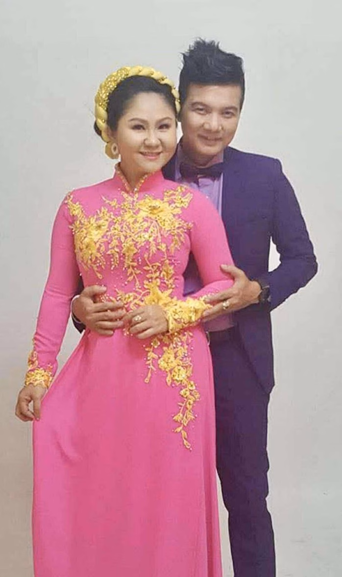 NS Lê Thanh Thảo và Điền Trung NS Lê Thanh Thảo và Điền Trung