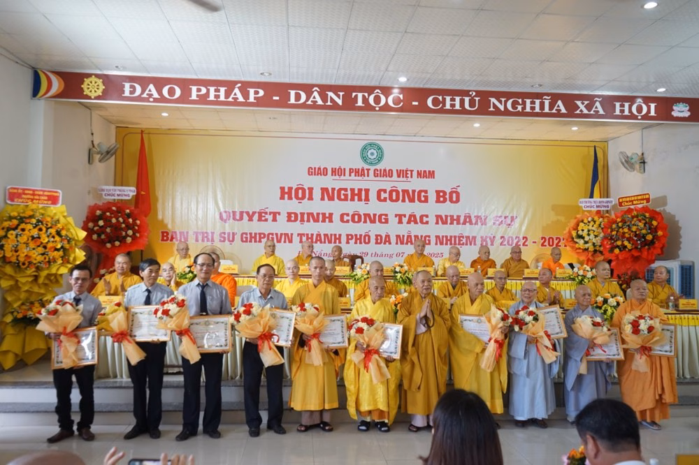 Công bố quyết định nhân sự Ban Trị sự Phật giáo TP Đà Nẵng nhiệm kỳ mới