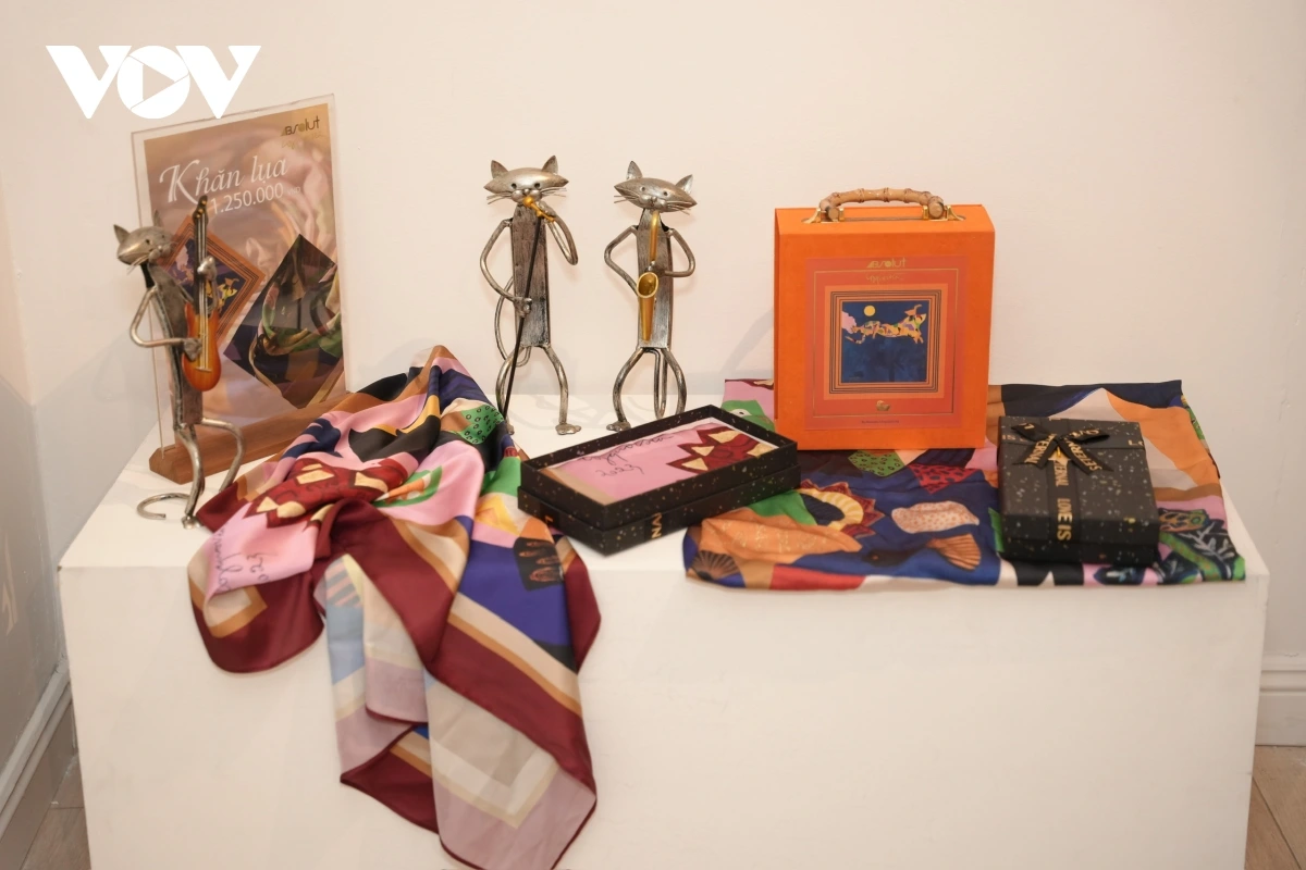 “Di sản cũ – Linh hồn mới: Trưng bày hội họa tại Mơ Artspace” di sản cũ - linh hồn mới tưởng nhớ họa sĩ công quốc hà hình ảnh 3