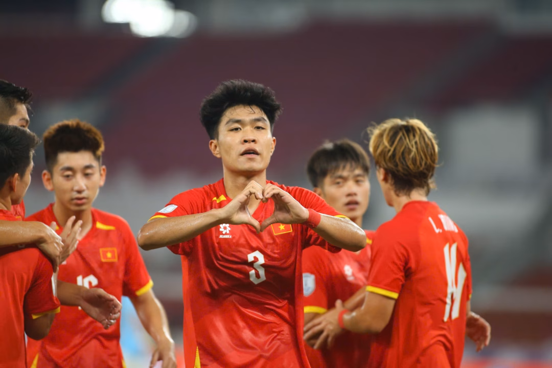HAGL đối mặt ‘làn gió mới’ ở mùa giải V-League 2025-2026 Trung vệ Quang Kiệt được trao cơ hội thử sức ở U.23 Việt Nam