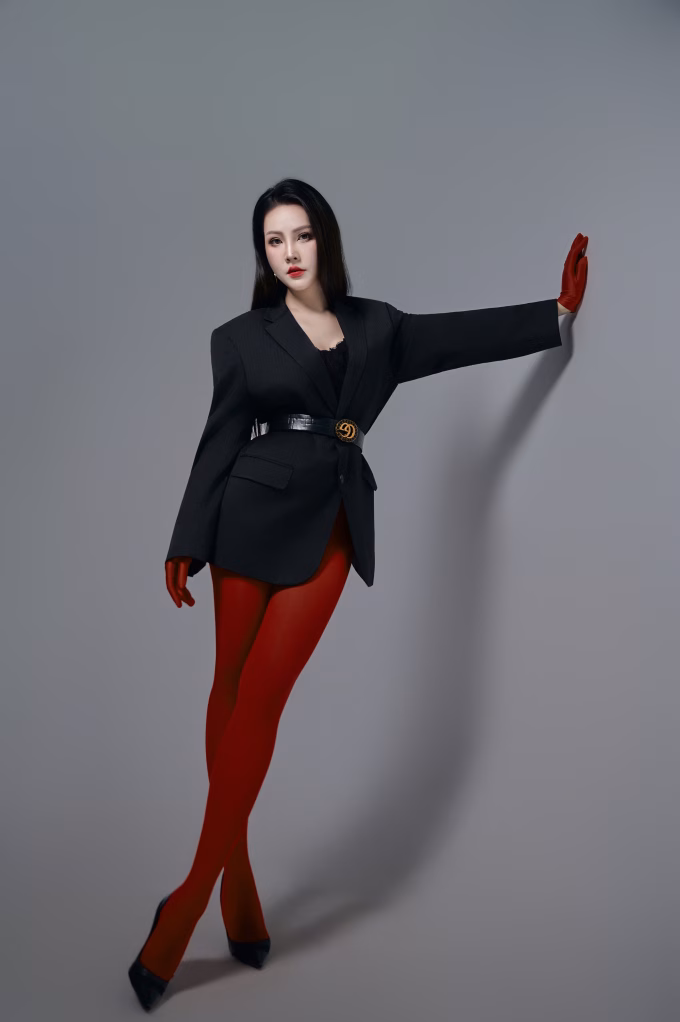 Thụy V&acirc;n chia sẻ chế độ ăn &iacute;t dầu mỡ v&agrave; luyện tập đều đặn để lấy lại v&oacute;c d&aacute;ng trước khi mang bầu