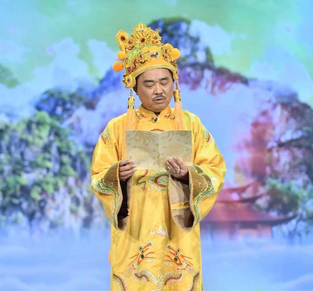 NSND Quốc Kh&aacute;nh trong vai Ngọc Ho&agrave;ng tại chương tr&igrave;nh T&aacute;o qu&acirc;n