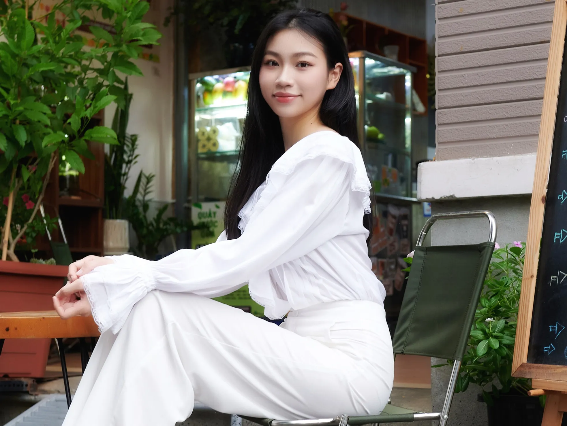 Huyền Cơ Huyền Cơ đam mê nghệ thuật