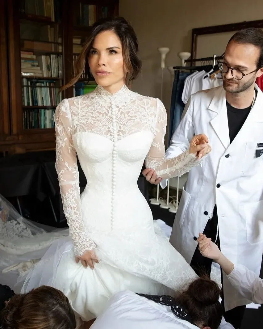 Cô dâu Lauren Sánchez với váy cưới Cô dâu Lauren Sánchez với váy cưới