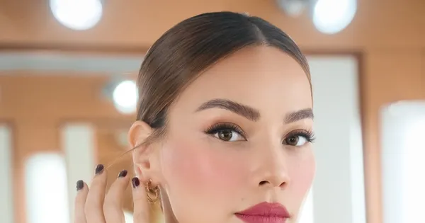 Hồ Ngọc Hà Hồ Ngọc Hà trình diễn tại đêm chung kết