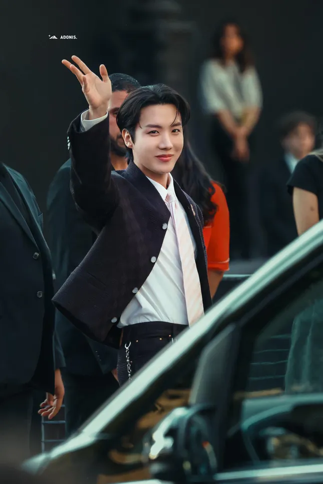 Hieuthuhai và j-hope Hieuthuhai và j-hope