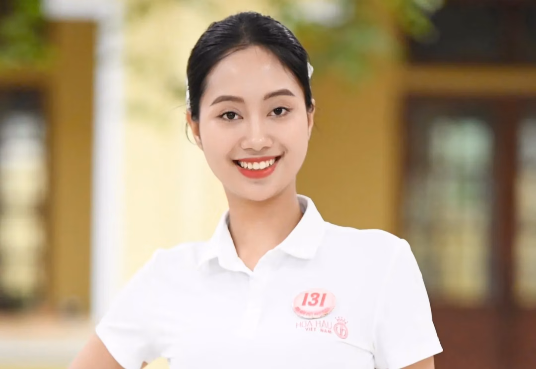 Thí sinh Nguyễn Mai Phương và Nguyễn Hoàng Mỹ Vân Thí sinh Nguyễn Mai Phương và Nguyễn Hoàng Mỹ Vân