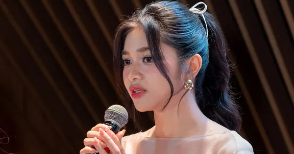 Á hậu Minh Kiên Á hậu Minh Kiên trên phim trường