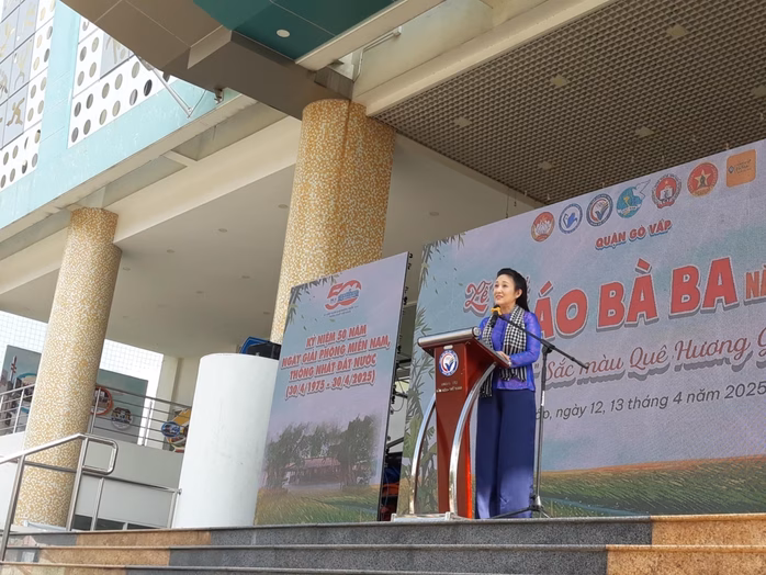 NSND Thanh Thúy phát biểu tại lễ khai mạc NSND Thanh Thúy phát biểu tại lễ khai mạc