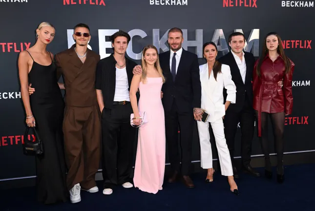Brooklyn Beckham cắt đứt quan hệ với hai em trai Brooklyn Beckham cắt đứt quan hệ với hai em trai