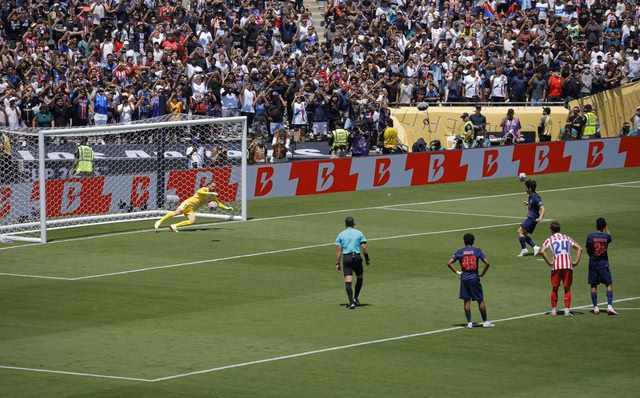 Khán giả xem kín sân trận PSG gặp Atletico Madrid Khán giả xem kín sân trận PSG gặp Atletico Madrid