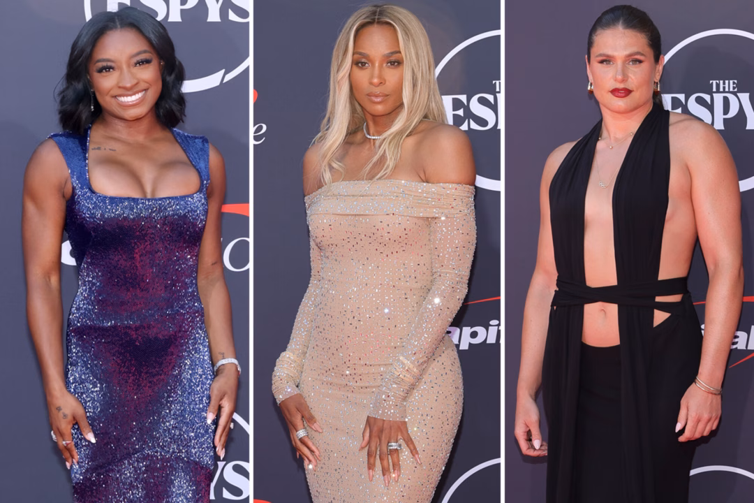 Ngôi sao Hollywood đổ bộ thảm đỏ ESPY Awards 2025: Những thần tượng thể thao xuất hiện Freddie Freeman and Chelsea Freeman (wearing House of CB) Getty Images