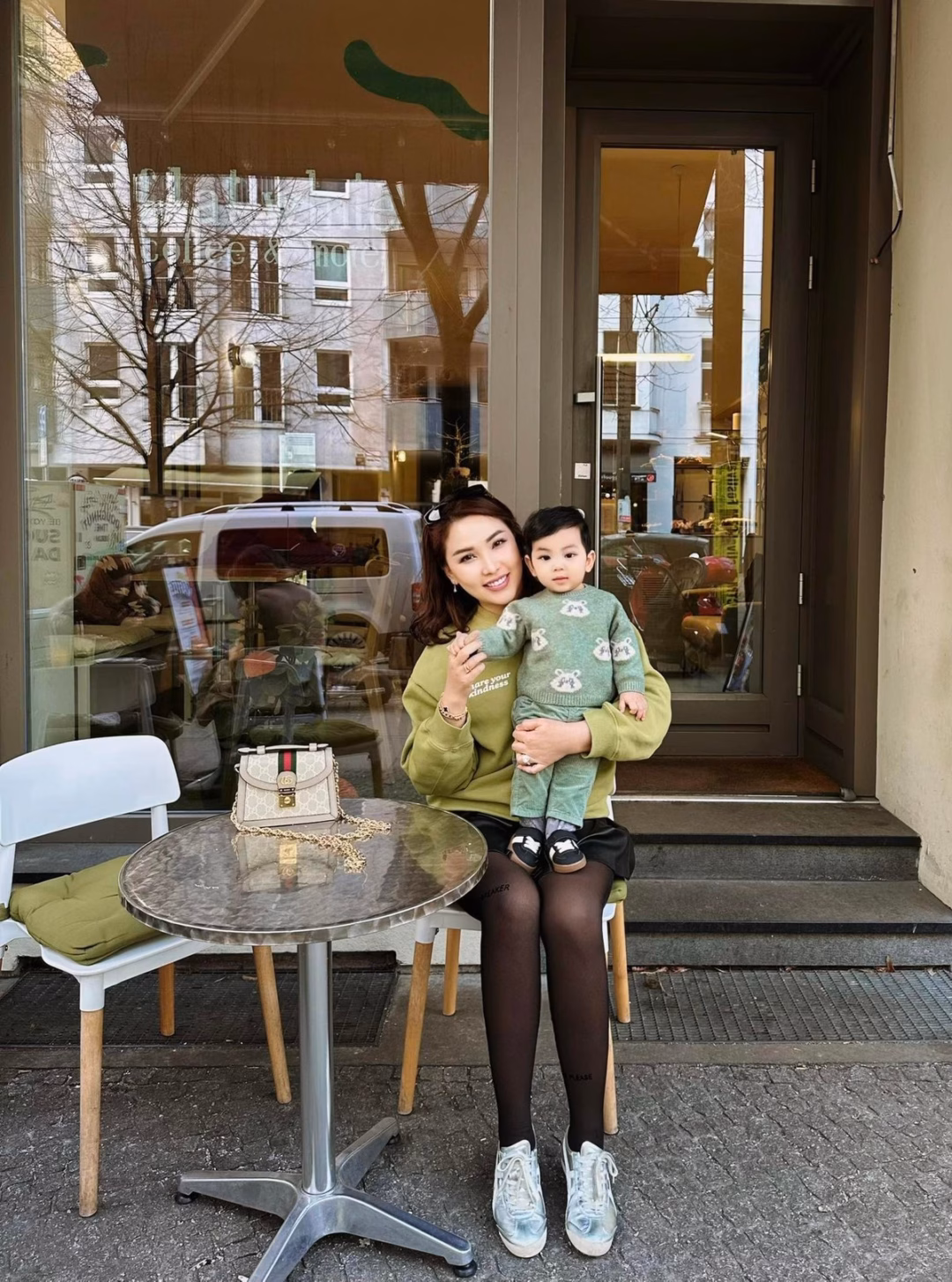 Nữ sinh viên kể về cuộc sống viên mãn ở Đức cùng chồng và con nhỏ