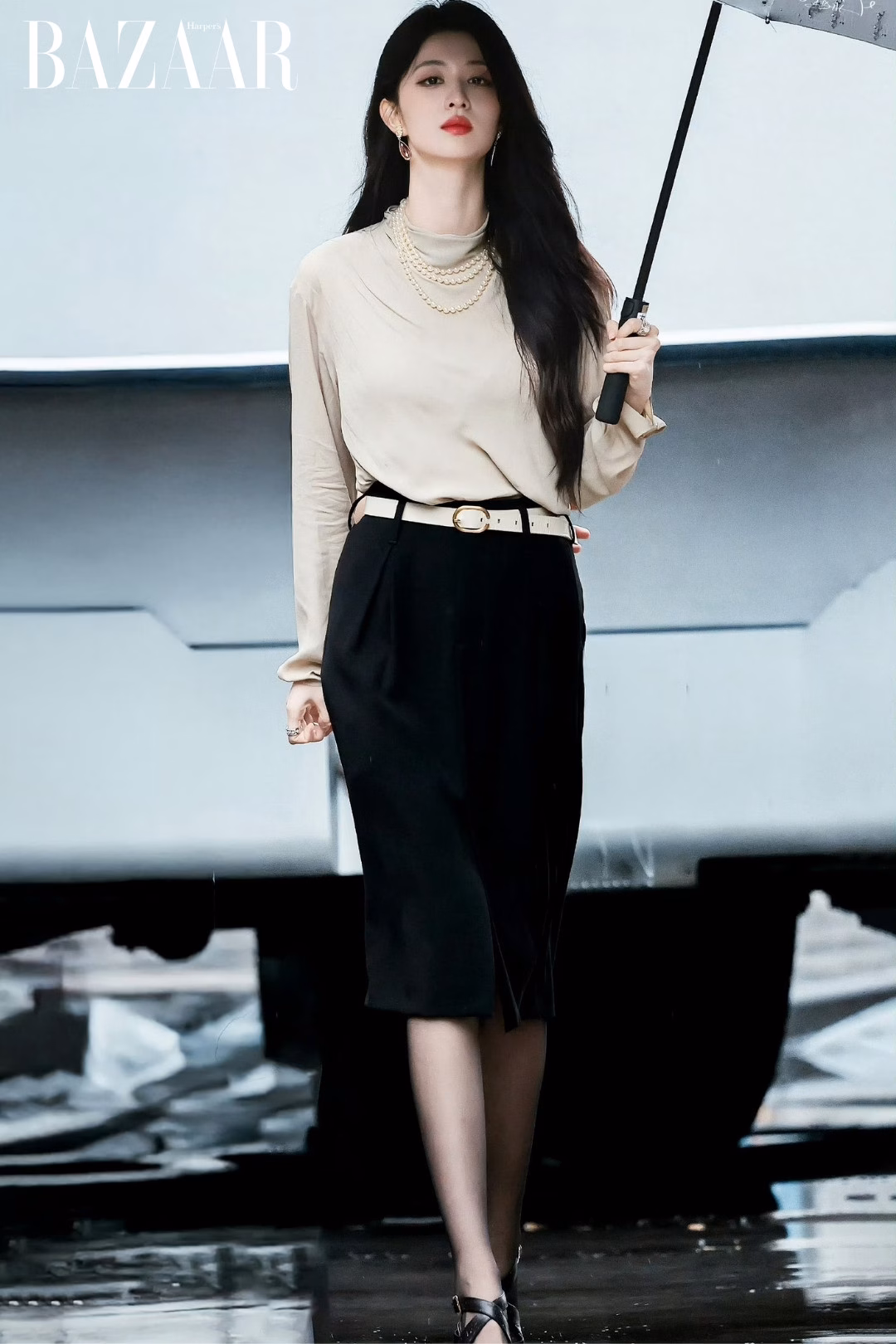 Vương Sở Nhiên khoe visual đỉnh cao trong tạo hình sườn xám, style minh tinh Ảnh: Weibo