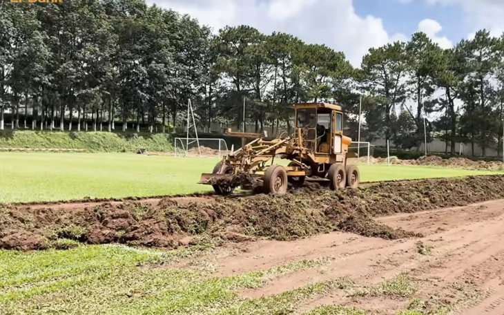Hoàng Anh Gia Lai chiêu mộ tiền đạo Việt kiều Pháp, dự V-League 2025-2026 CLB Hoàng Anh Gia Lai mua tiền đạo Việt kiều Pháp - Ảnh 3.