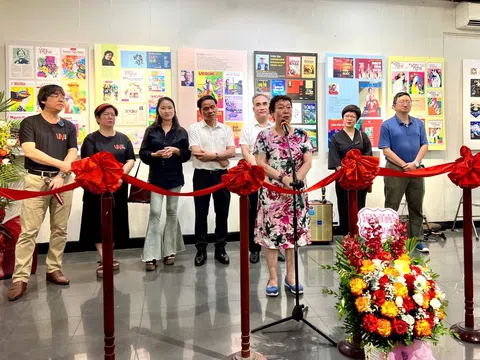 Họa sĩ quái dị giữa nghĩa địa và những tác phẩm nghệ thuật độc đáo Từ Triển lãm "Nghệ thuật thiết kế bìa sách, báo, tạp chí Việt Nam 2025" - Đôi điều tản mạn