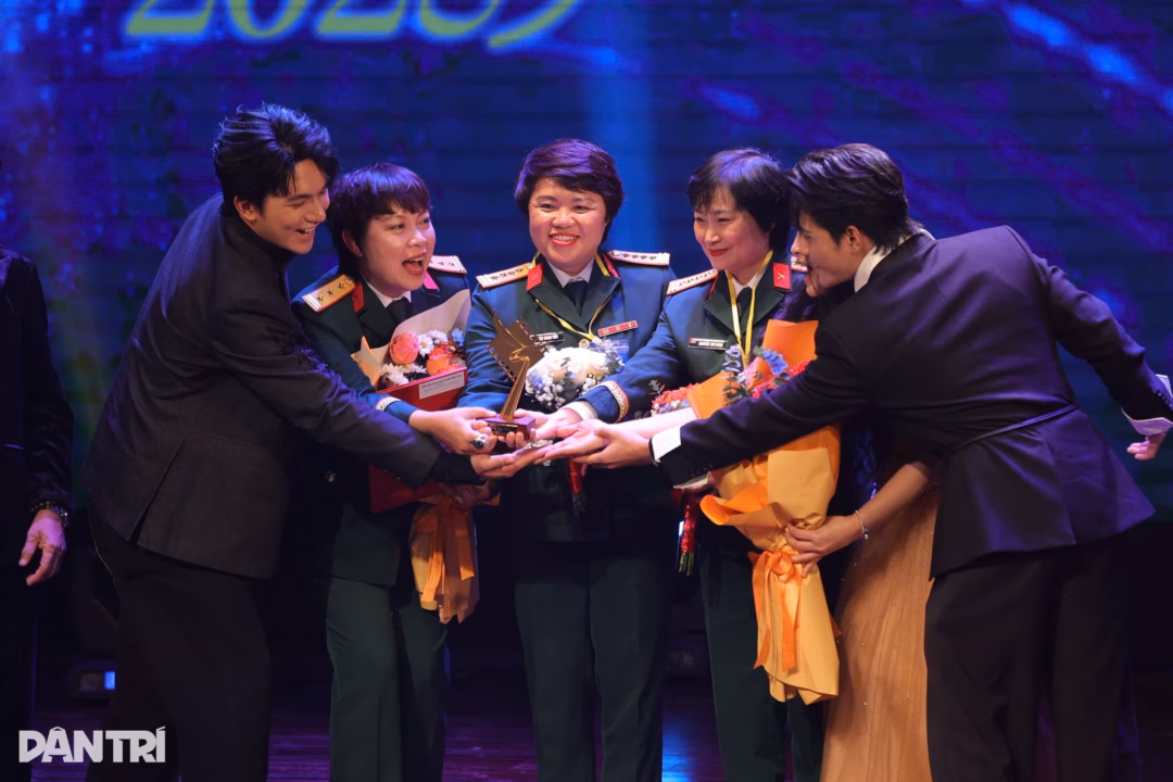 Mưa đỏ nhận C&aacute;nh diều v&agrave;ng 2025 &ndash; Ảnh: Nguyễn H&agrave; Nam