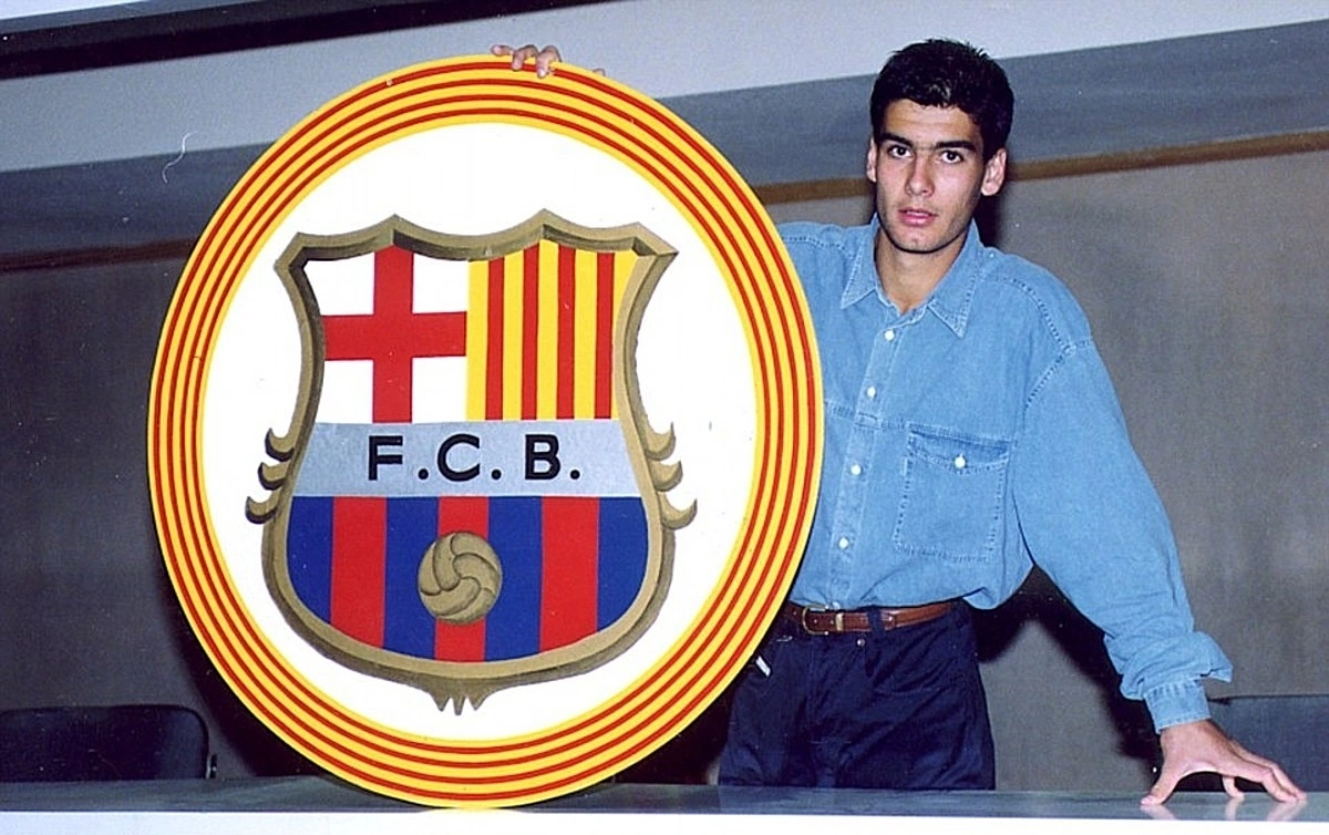 Lịch sử áo số 10 của Barca: Truyền thống vinh quang và thách thức cho Lamine Yamal