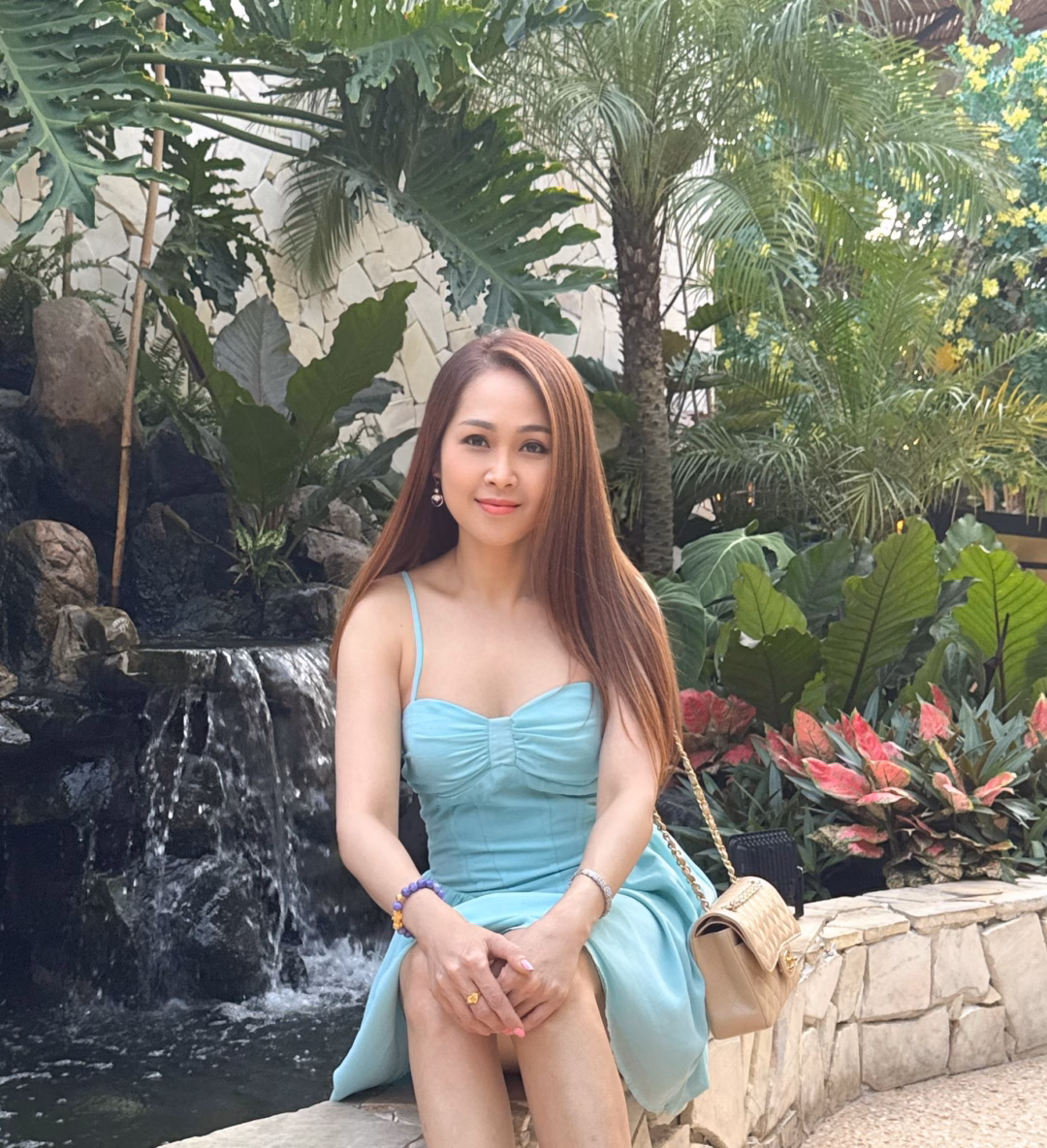 Minh Thư, nữ diễn viên đa tài: Từ Gái nhảy tới cuộc sống mới ở Mỹ Nhiều người hâm mộ tiếc nuối khi Minh Thư rút khỏi showbiz để sang nước ngoài định cư
