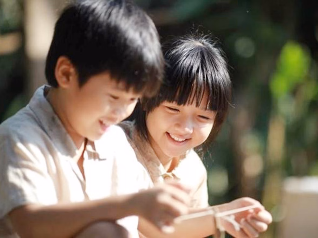 Nữ diễn nhí đắt show nhất Việt Nam sau 10 năm tỏa sáng Tôi thấy hoa vàng trên cỏ xanh là dấu mốc lớn nhất trong sự nghiệp của Lâm Thanh Mỹ