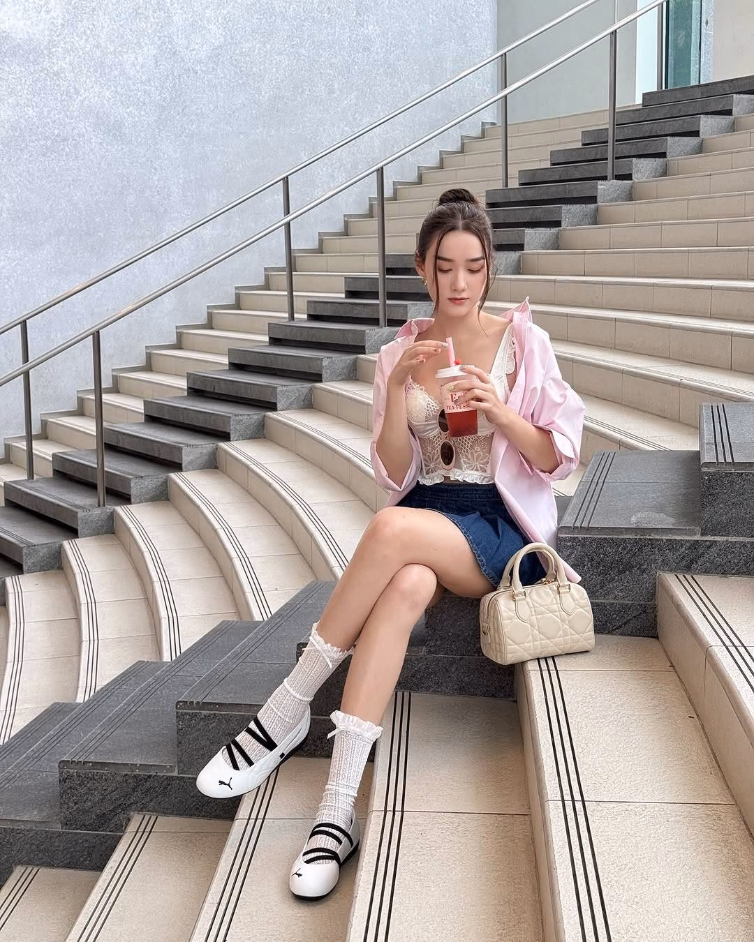 5 đôi sneakers đang được săn lùng và có giá cực hấp dẫn