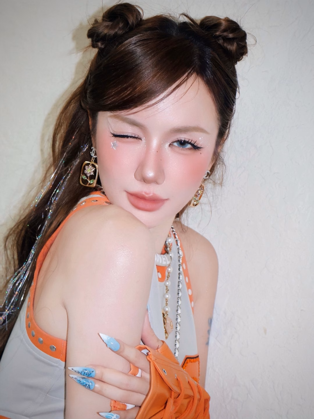 Ca sĩ Phương Ly tiết lộ bí quyết sở hữu thần thái thăng hạng với sự thay đổi nhẹ nhàng trên gương mặt