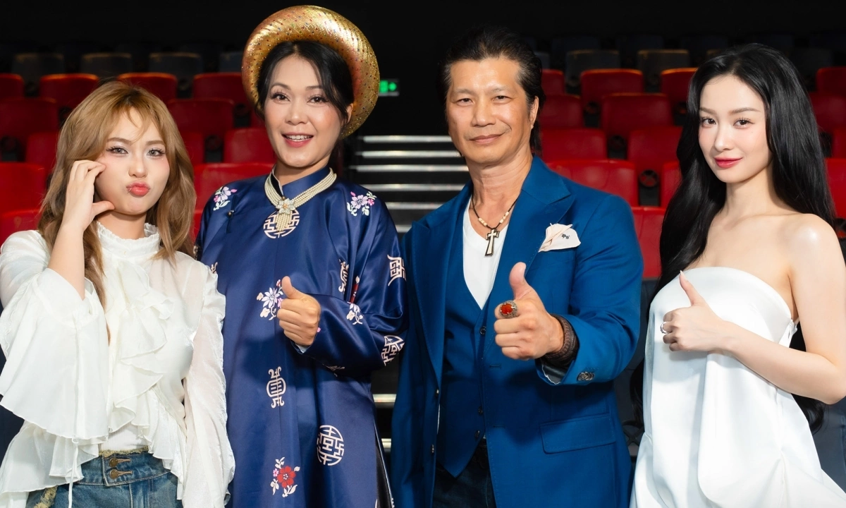 Dustin Nguyen tái xuất màn ảnh Việt với vai chính trong phim ‘Song hỷ lâm nguy’ Jun Vũ, Dustin Nguyễn, Đinh Y Nhung, Misthy (từ phải qua) đảm nhận bốn vai chính.