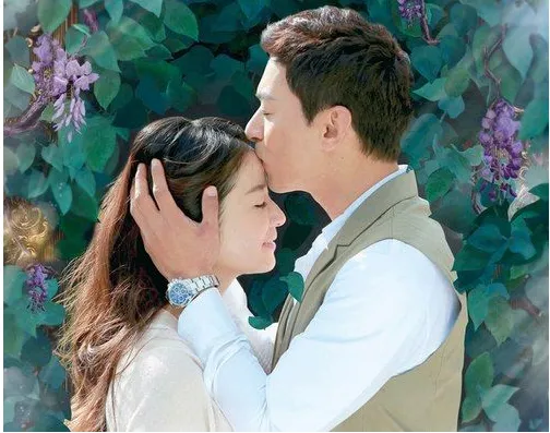 Hai bộ phim tình cảm ‘Hỏa hoa’ và ‘Kỳ tích tình yêu’ lên sóng VTV3 "Hoa trong sương" có sự góp mặt của Lâm Tâm Như và diễn viên Hàn Quốc Joo Jin Mo