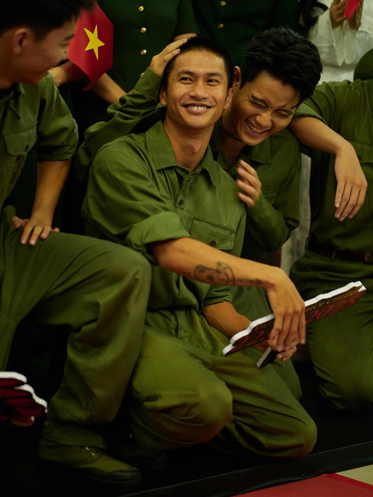 Còn gì đẹp hơn – OST Mưa Đỏ: Bản nhạc phim lay động lòng người của thế hệ Gen Z Nguyễn Hùng lấy cảm hứng sáng tác ca khúc từ chính bộ phim "Mưa đỏ" - Ảnh: ĐPCC