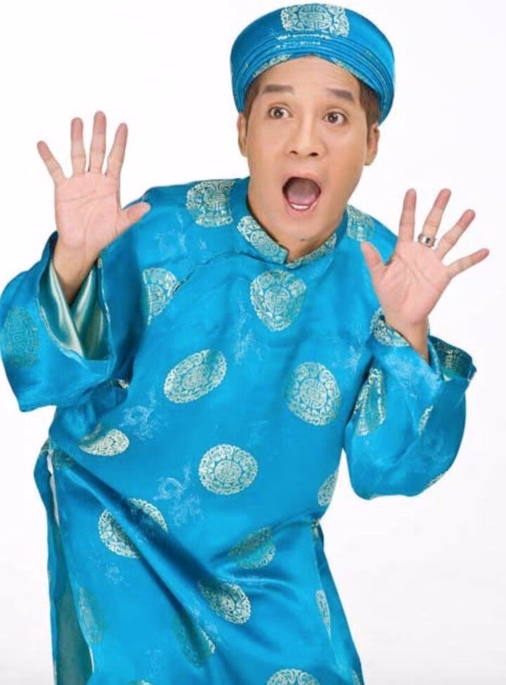 Diễn viên Minh Nhí: Ông hoàng hài kịch và hành trình vượt qua nghịch cảnh Nghệ sĩ vẫn hết mình vì sân khấu ở tuổi ngoài 60.
