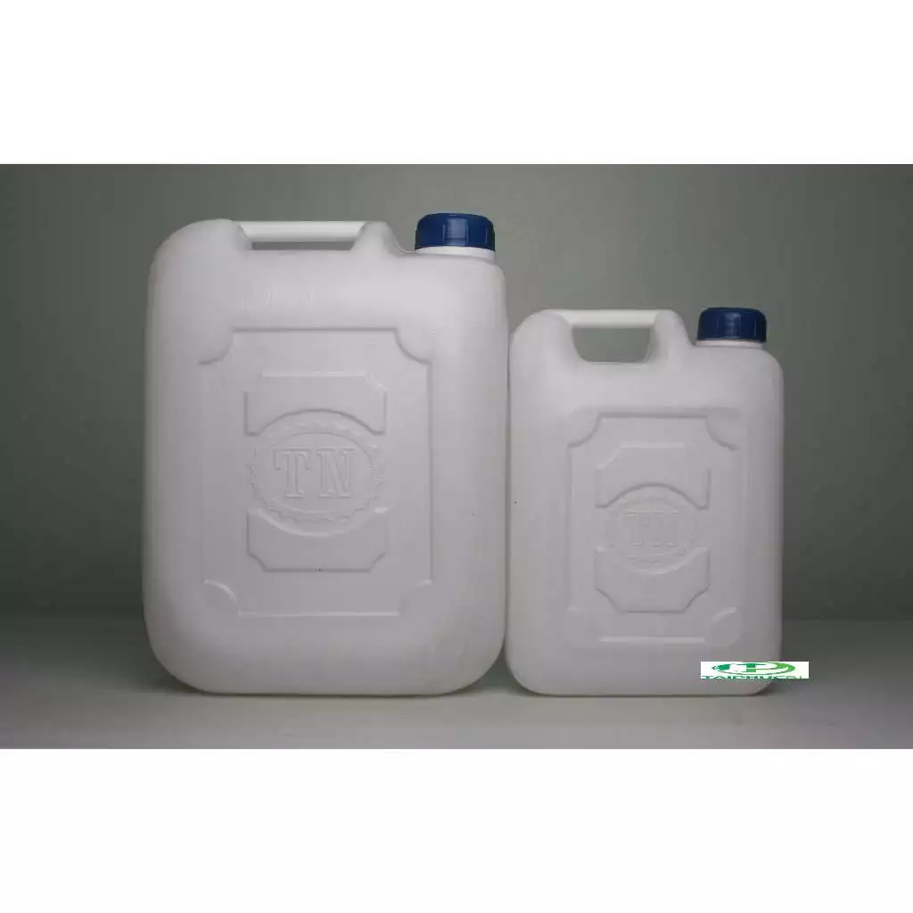 Tôi đã từng mua sai can nhựa đựng nước vì không biết điều này