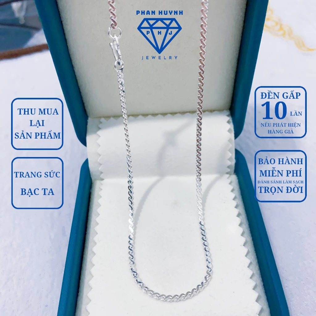 Mặc kẽ hở dây chuyền bạc xoắn vẫn bền màu, bí quyết nằm ở cách vệ sinh đơn giản này