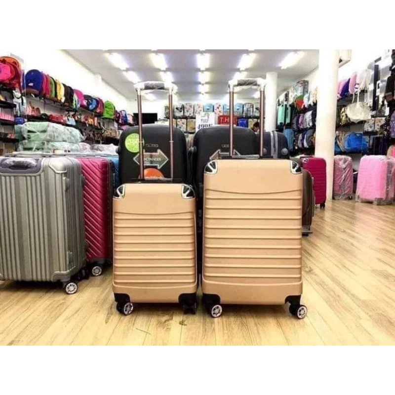 Khi đi du học, làm sao để chọn vali kéo phù hợp cho hành trình xa?