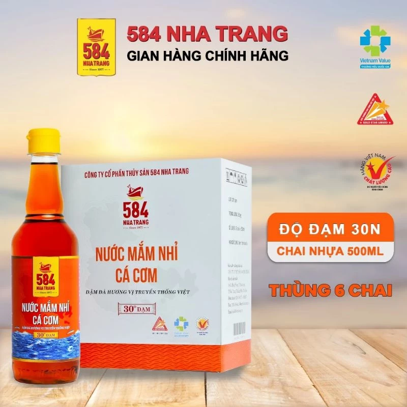 Làm thế nào để chọn nước mắm ngon và an toàn cho gia đình? Tôi đã học hỏi từ sai lầm khi mua nước mắm giá rẻ