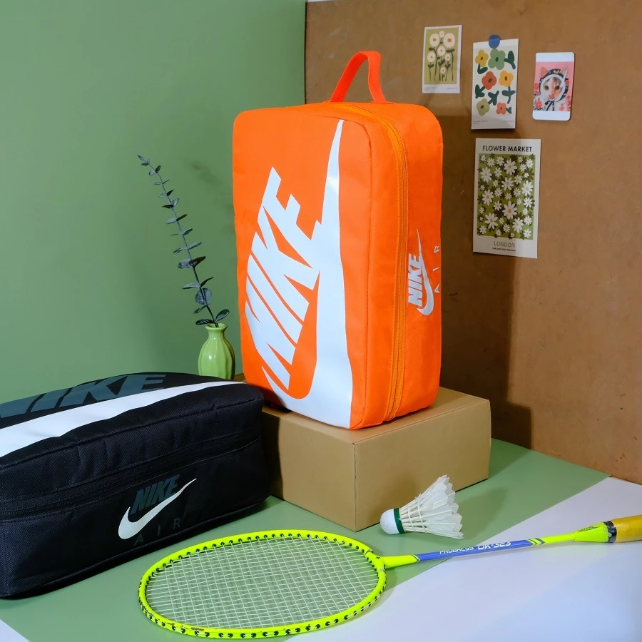 Vì sao túi đựng giày thể thao vải chống thấm nước trở thành cứu cánh cho dân thể thao?