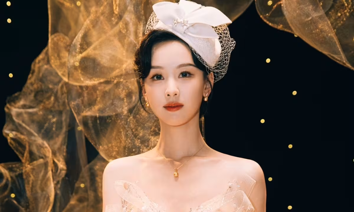 5 Thói Quen Da Trắng Sáng Của Trần Đô Linh Mà Bạn Nên Áp Dụng Ngay