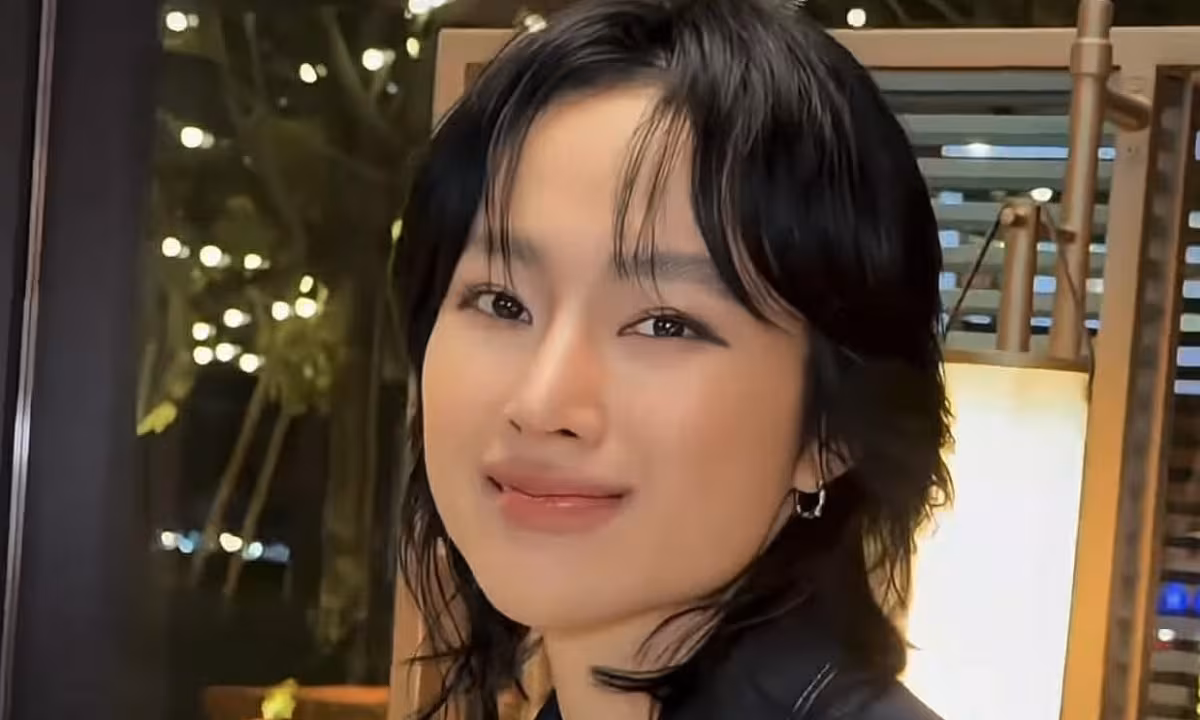 Angela Phương Trinh “đánh thức” phong cách unisex với tóc Wolf Cut 2024