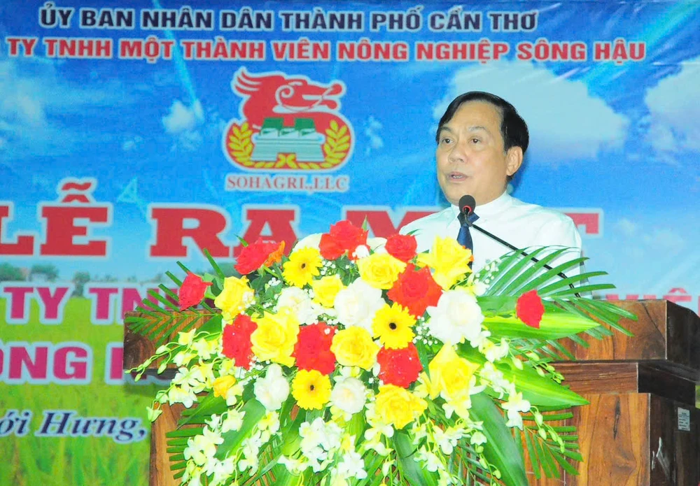 Ông Nguyễn Ngọc Hè phát biểu tại buổi lễ Ông Nguyễn Ngọc Hè, Phó Chủ tịch UBND TP Cần Thơ phát biểu tại buổi lễ