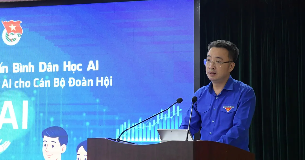 Bí thư Trung ương Đoàn Nguyễn Tường Lâm phát biểu khai mạc Bí thư Trung ương Đoàn Nguyễn Tường Lâm phát biểu khai mạc chương trình