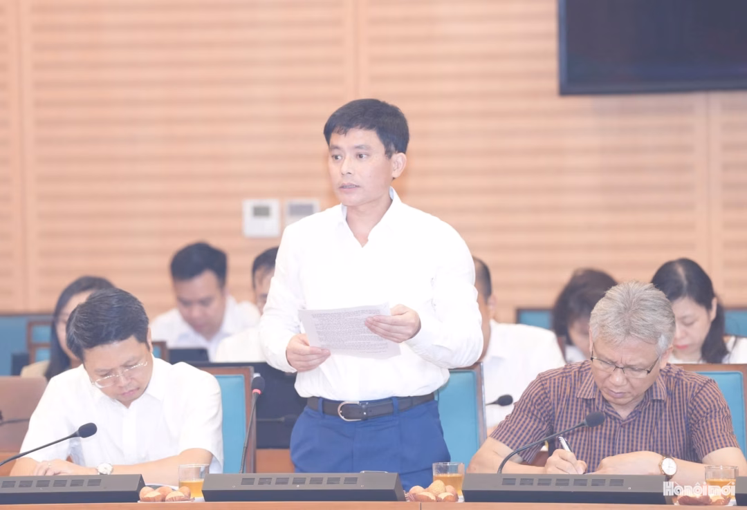 Phó Giám đốc Sở Tài chính thành phố Hà Nội Phó Giám đốc Sở Tài chính thành phố Hà Nội Mai Công Quyền báo cáo