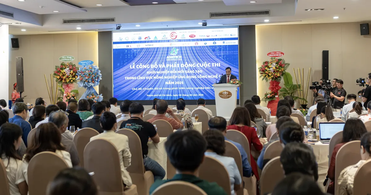 TS Phạm Đình Dũng, Trưởng ban Ban Quản lý Khu Nông nghiệp Công nghệ cao TS Phạm Đình Dũng phát biểu khai mạc