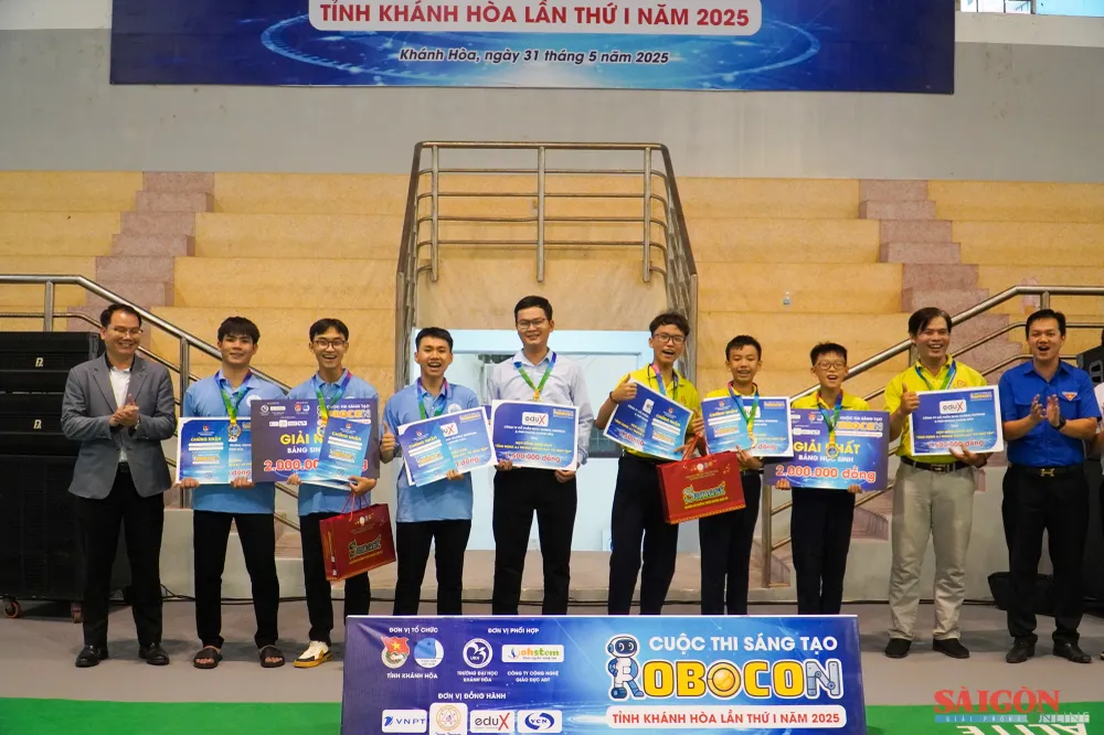 Trao giải cuộc thi Trao giải cuộc thi