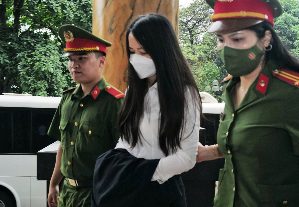 Tiến Trình Phiên Tòa