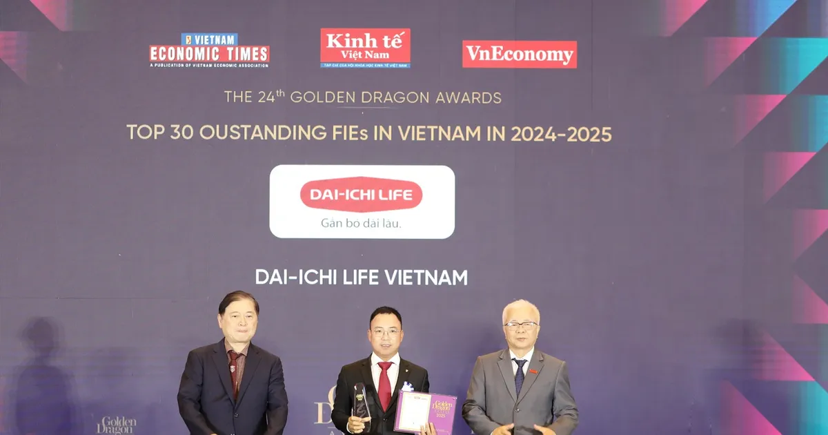 Dai-ichi Life Việt Nam nhận Giải thưởng Rồng Vàng 2025 Dai-ichi Life Việt Nam nhận “Giải thưởng Rồng Vàng2025 – Doanh nghiệp Chuyển đổi số tiêu biểu”