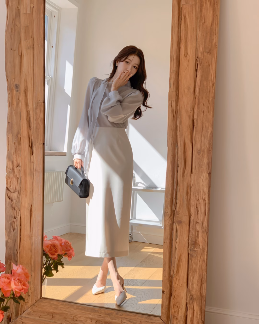 5 món đồ công sở giúp chị em văn phòng ‘chuyển mùa’ mà không cần đổi style
