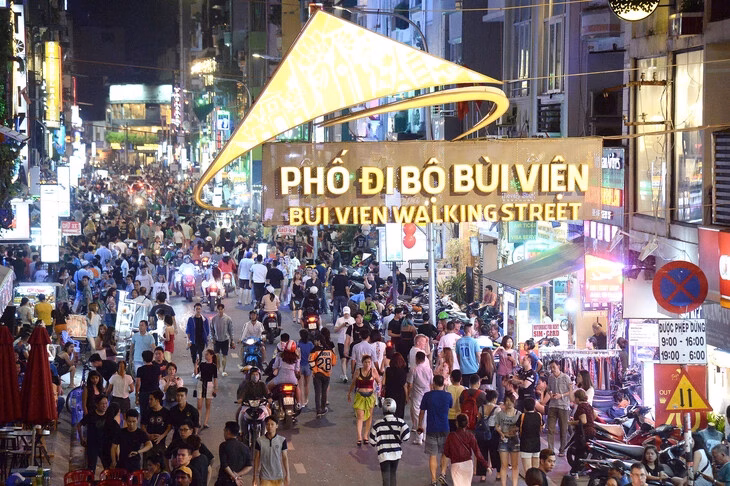 Siết quản lý thuế với kinh tế đêm ở TP HCM Đẩy mạnh chống thất thu thuế với kinh tế đêm - Ảnh 2.