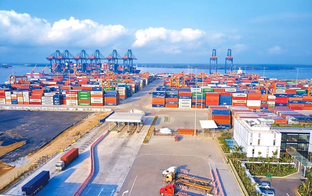 Nhà đầu tư còn "e dè" rót vốn vào hạ tầng logistics
