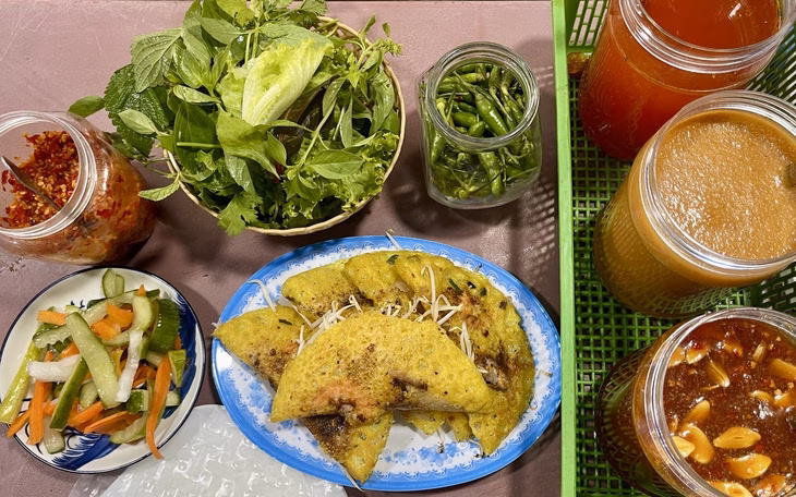 Chợ hải sản Xóm Lưới Vũng Tàu – điểm đến du lịch ẩm thực giảm sức hút Khói bay nghi ngút ở chợ Xóm Lưới Vũng Tàu, muốn ăn hải sản gì có tất - Ảnh 7.