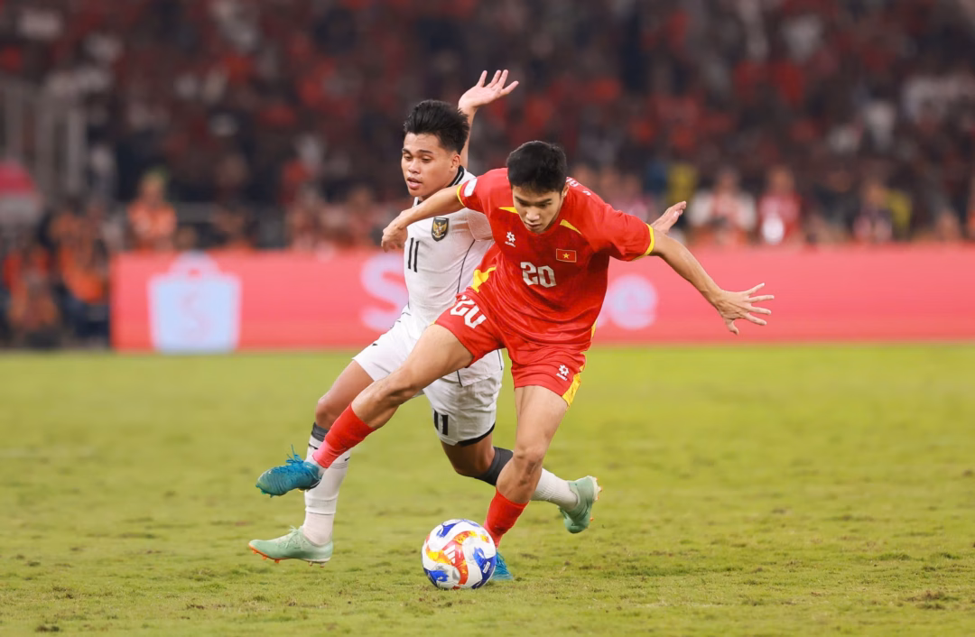 Người dân Hà Nội vỡ òa ăn mừng chiến thắng của U23 Việt Nam U23 Việt Nam quá già rơ, tinh quái